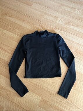 Babaton Aritzia Contour Black Mock Neck Fitted Cropped Long Sleeve Top Small